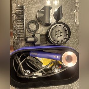 Dyson - Super sonic hair dryer Blue/Rose